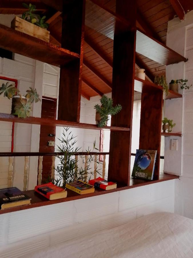 Eco Hostal Casa La Juana Acomodação com café da manhã Medellín Exterior foto
